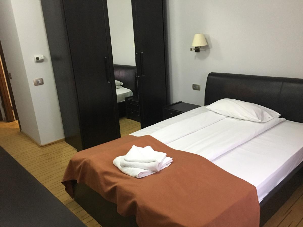 Hotel Transilvania 잘러우 외부 사진