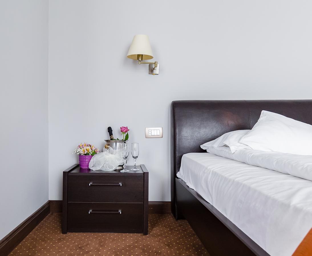 Hotel Transilvania 잘러우 외부 사진