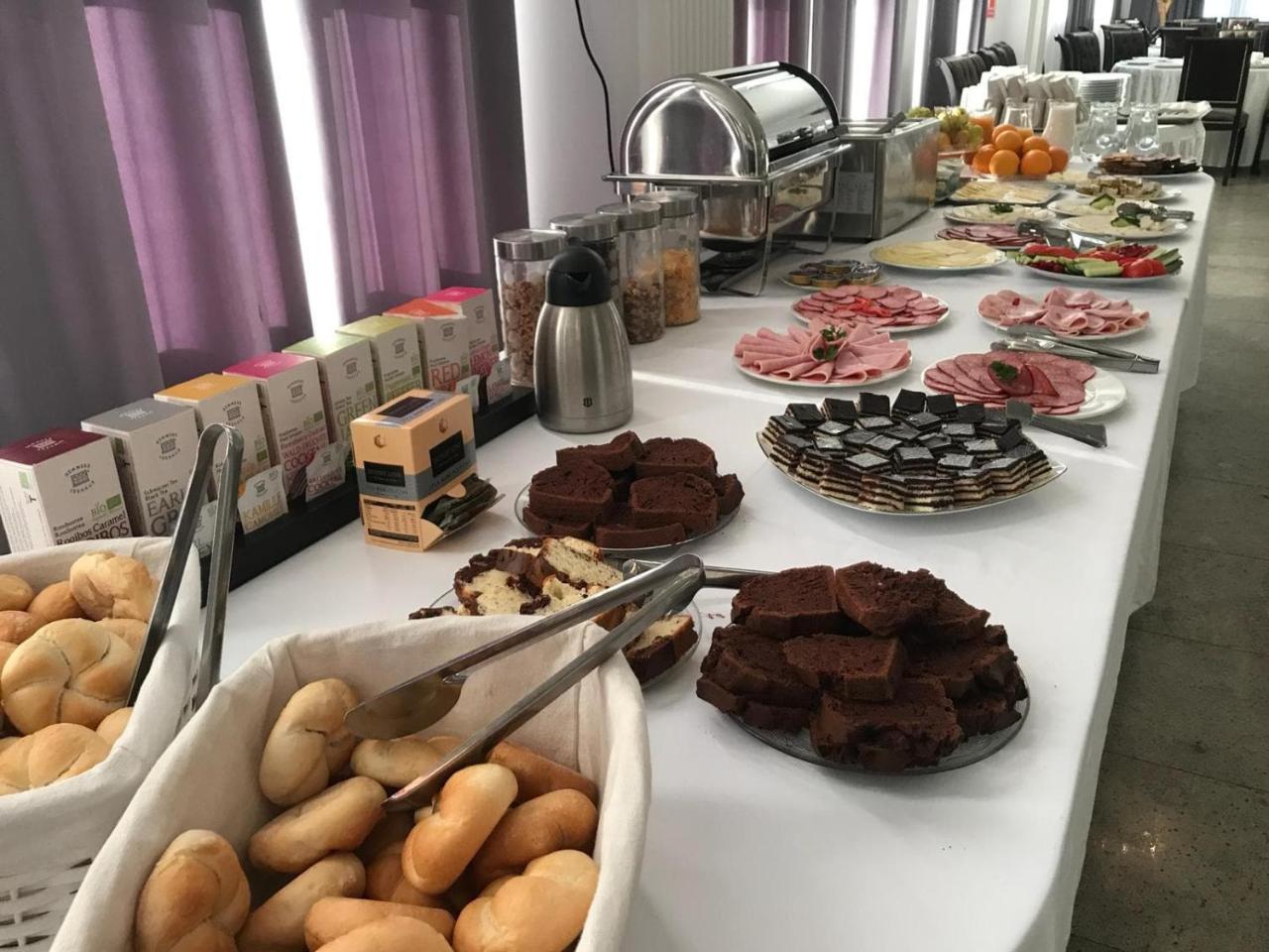 Hotel Transilvania 잘러우 외부 사진